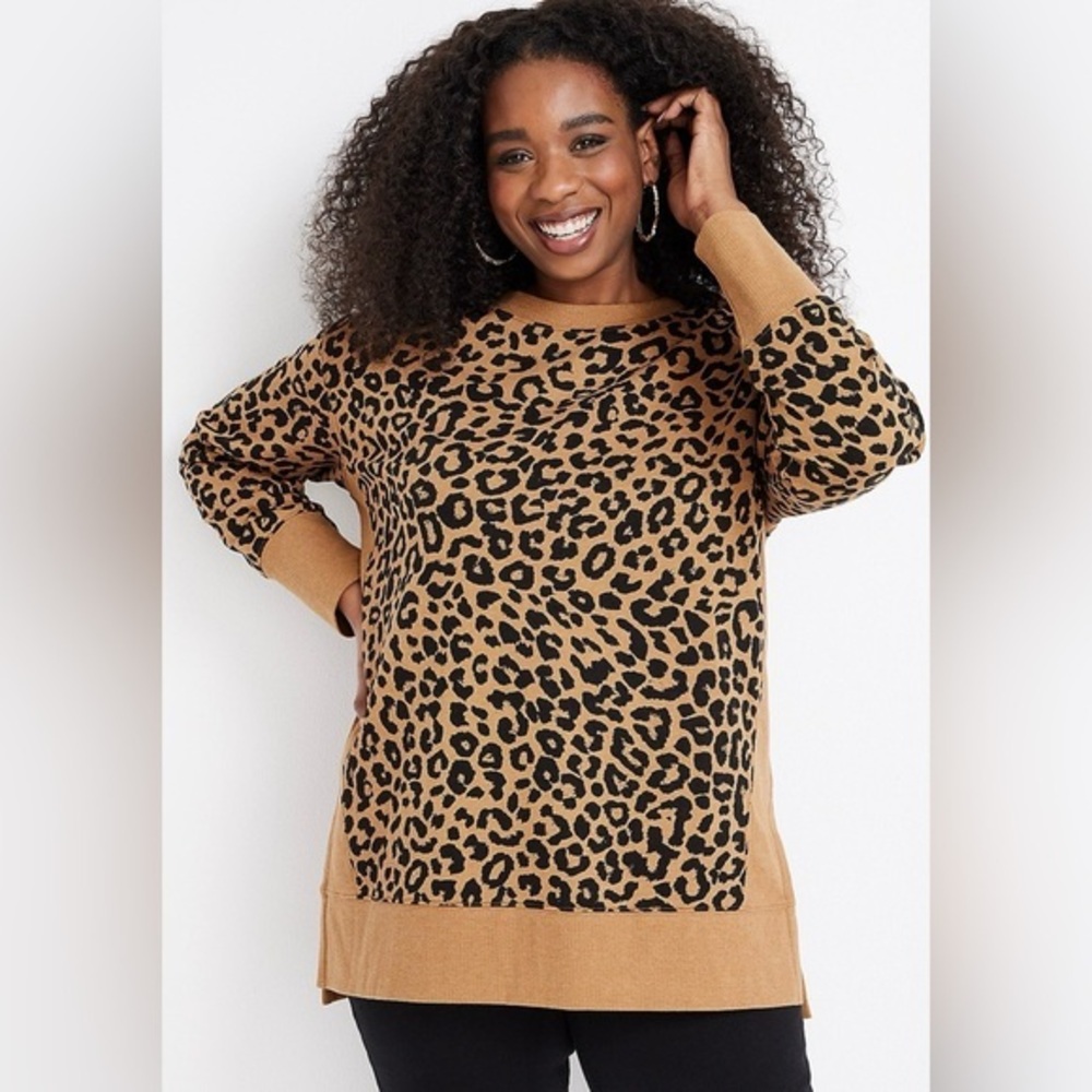 Maurices 0X Willowsoft Leopard Print crew neck fleece sweatshirt